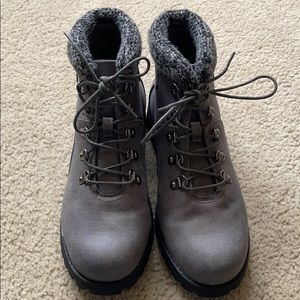 Cliffs Gray Boots